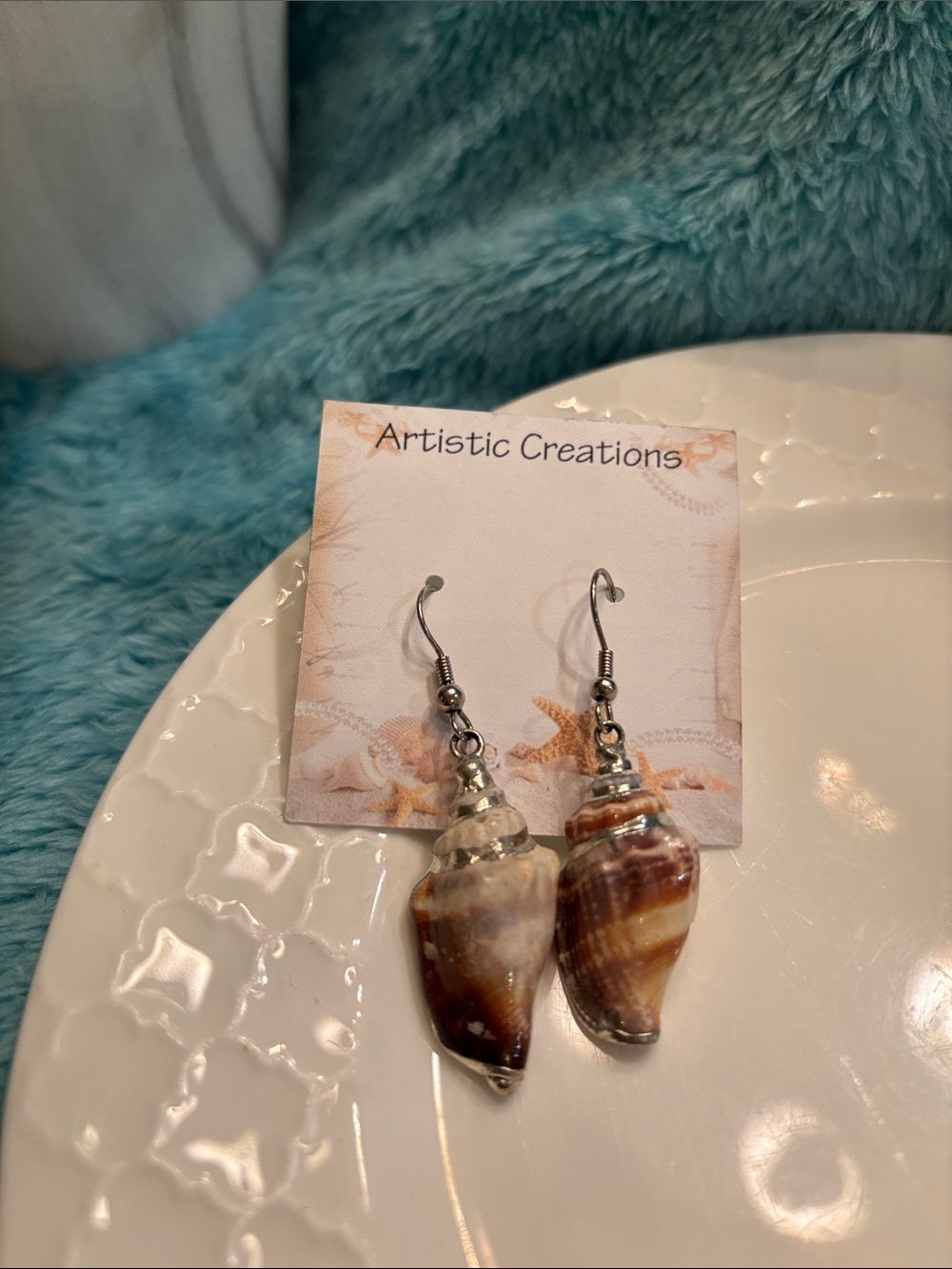 Beach Ocean Sea Shell Pierced Fashion Earrings Handmade NWT 2”